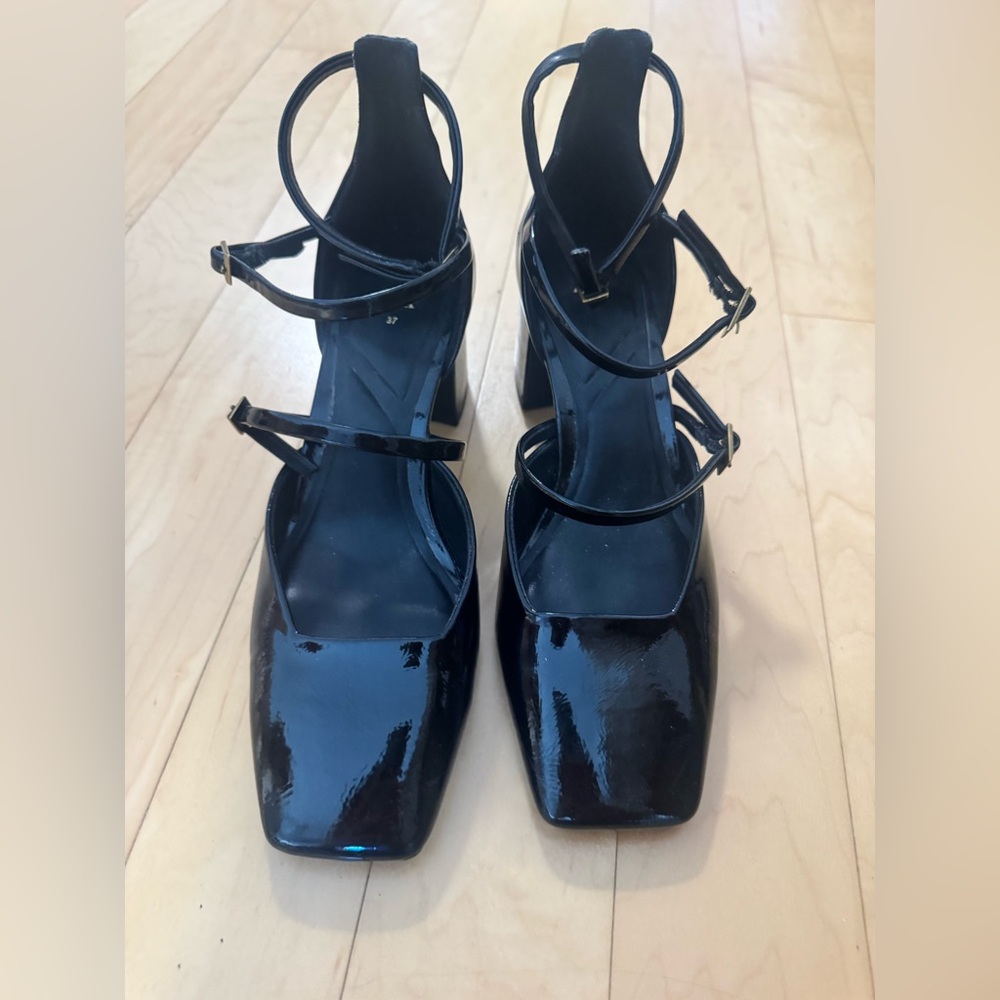 Zara Black Patent Leather Strappy Heels Size 7